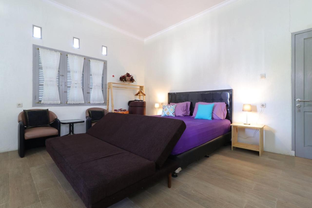Lembur Incu Syariah Villa & Resto Лембанг Экстерьер фото