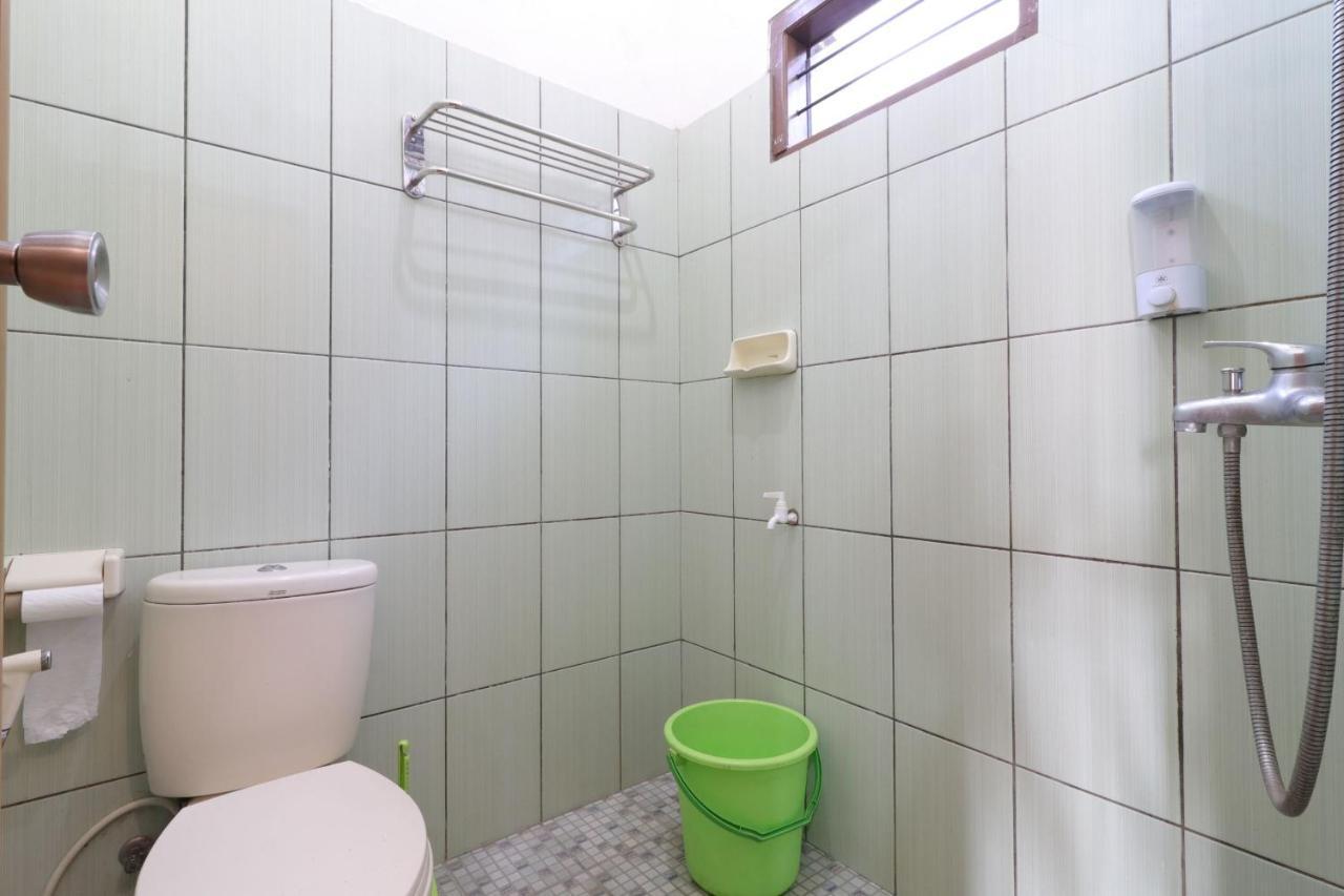 Lembur Incu Syariah Villa & Resto Лембанг Экстерьер фото