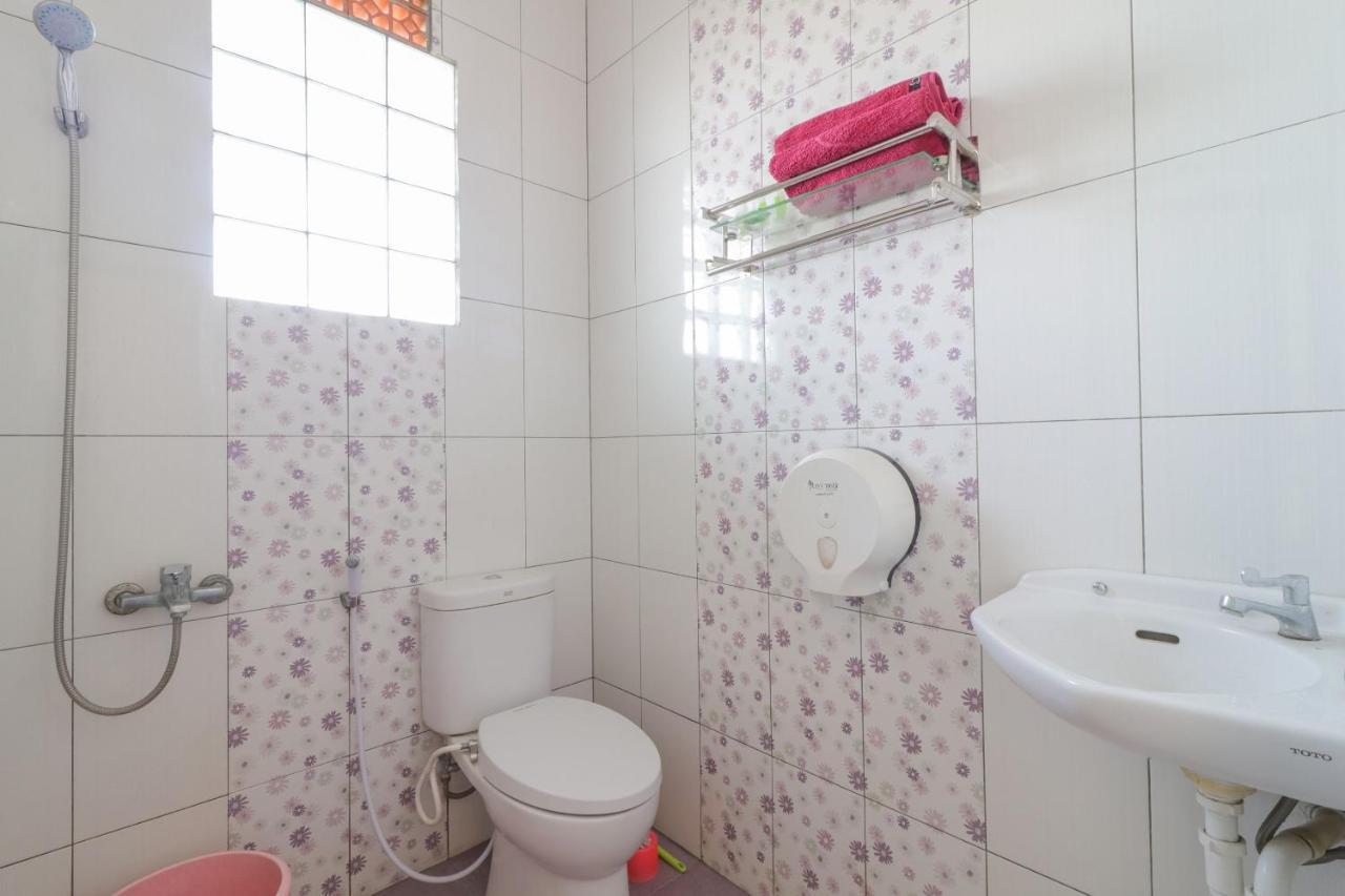 Lembur Incu Syariah Villa & Resto Лембанг Экстерьер фото
